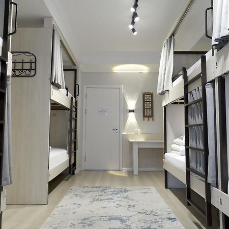 Compass Hostel Bisjkek Buitenkant foto