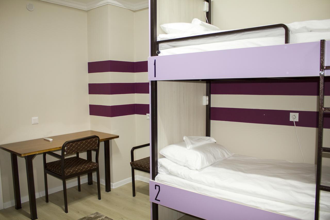 Compass Hostel Bisjkek Buitenkant foto