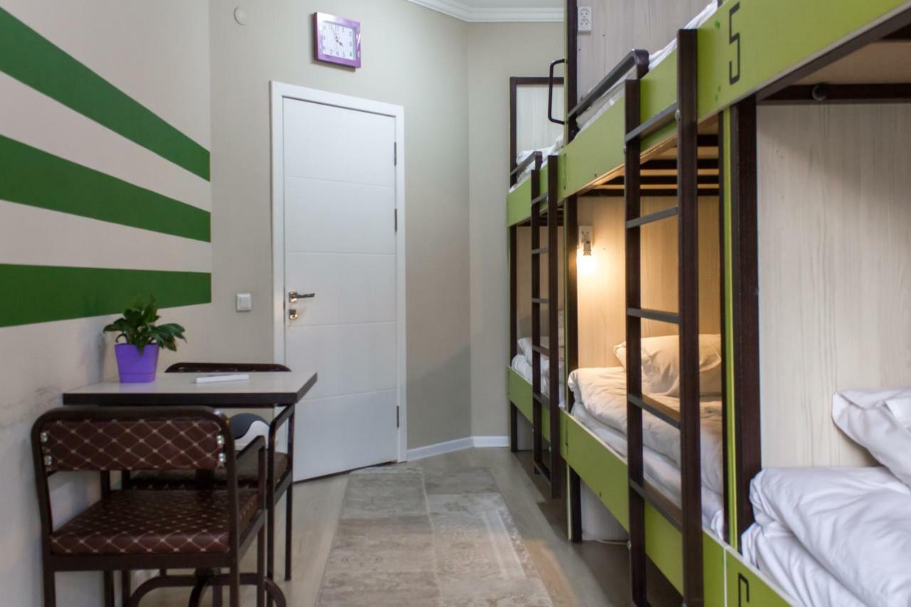 Compass Hostel Bisjkek Buitenkant foto